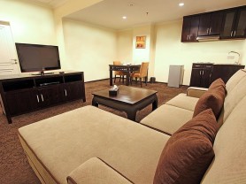 HARMONI POOL SUITE 2