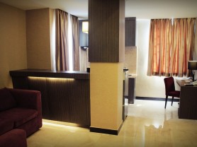 biz-suite-living-room-and-kitchen