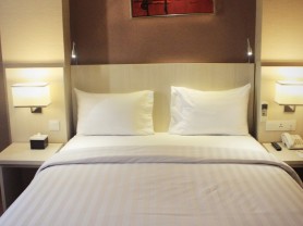 deluxe-room-king